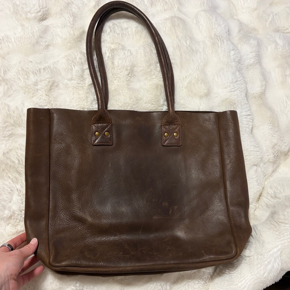Parker Clay Merkato Leather Tote - Picture 6 of 6